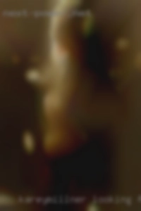 Kareymillner looking for a fat fuck buddy